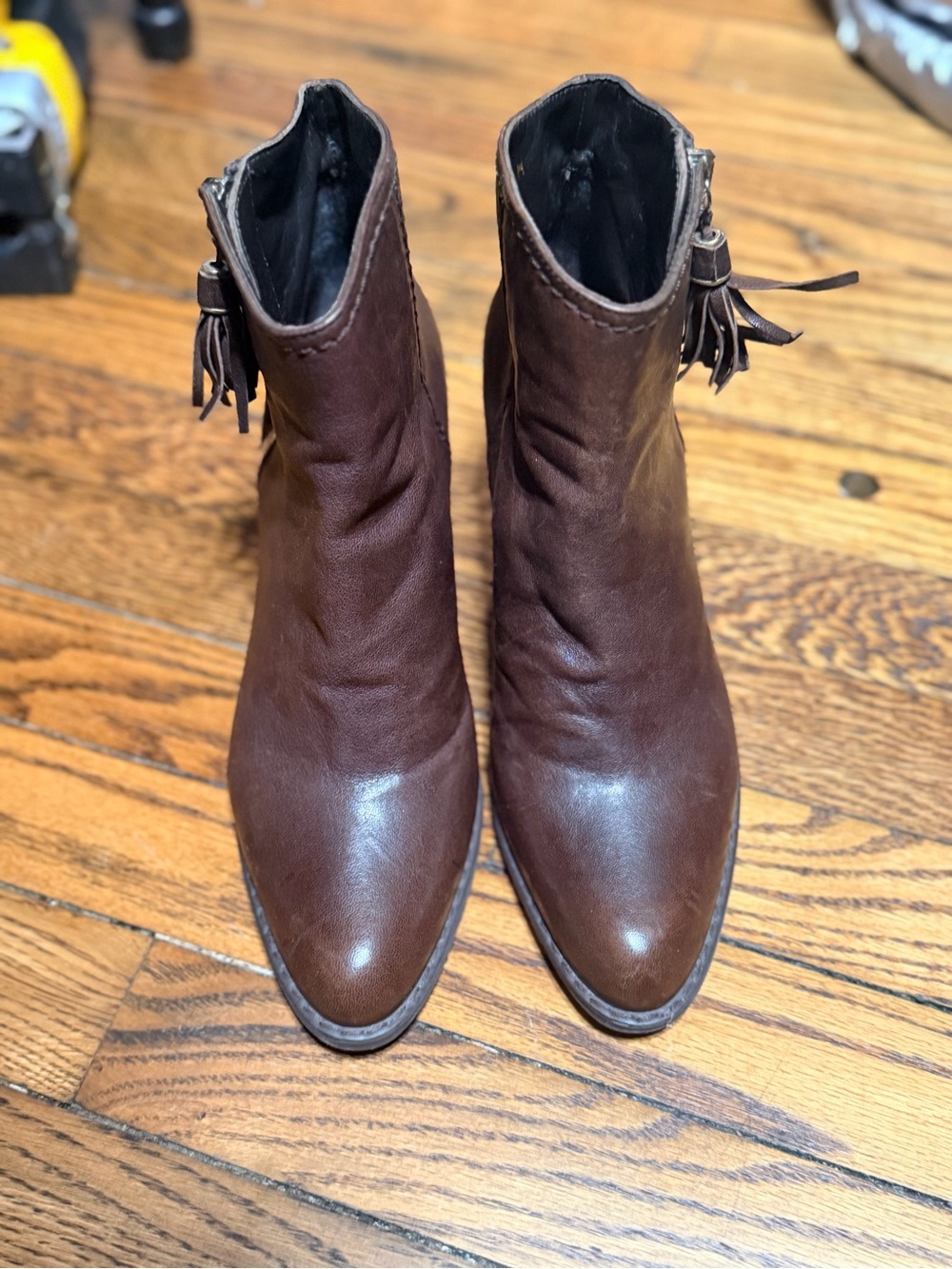 Stuart Weitzman Brown Leather Tassel Zip Ankle Boots Booties Women’s 8M